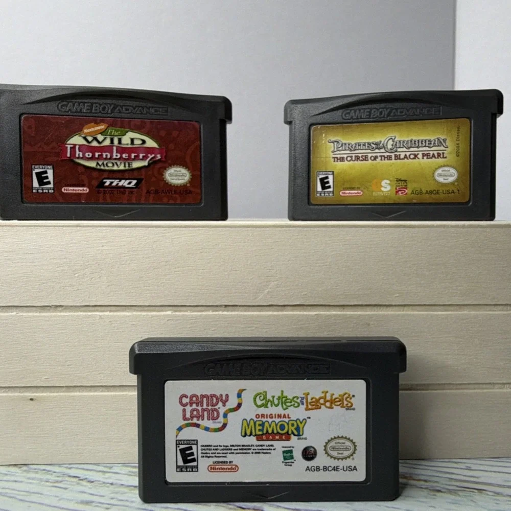 Nintendo GB Advance - Wild Thornberrys , Pirates of Caribbean, Candy Land Memory